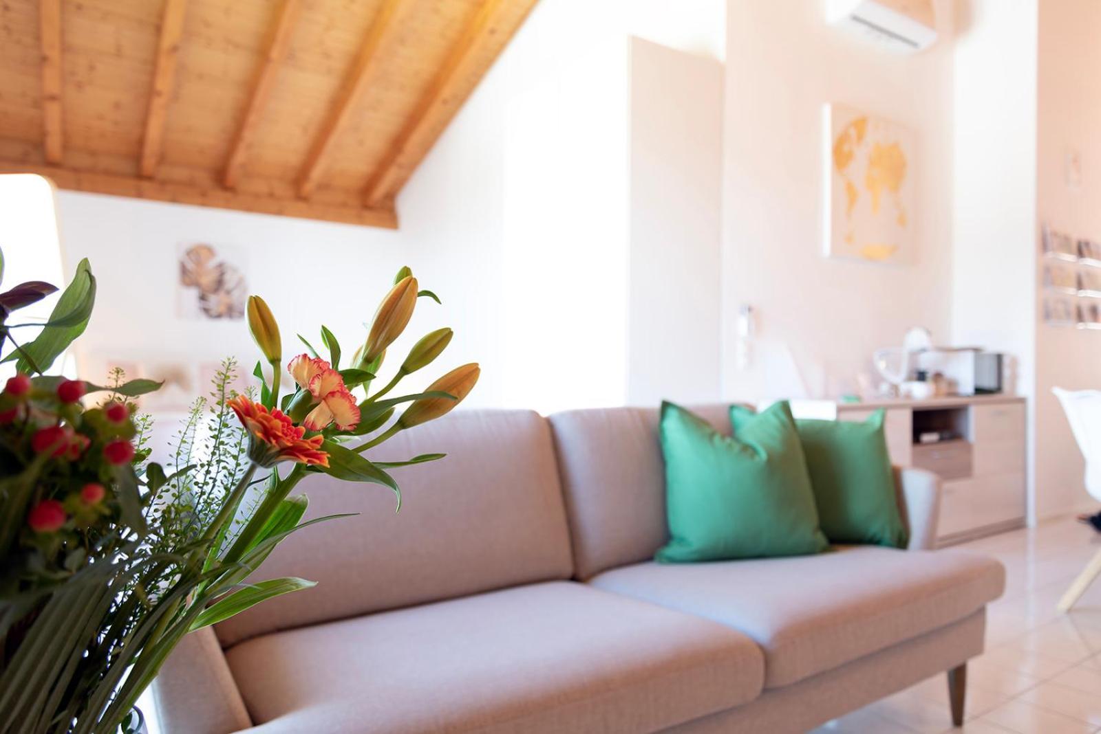 Suite With View - Free Parking - Appartamento Aurora ลูกาโน ภายนอก รูปภาพ